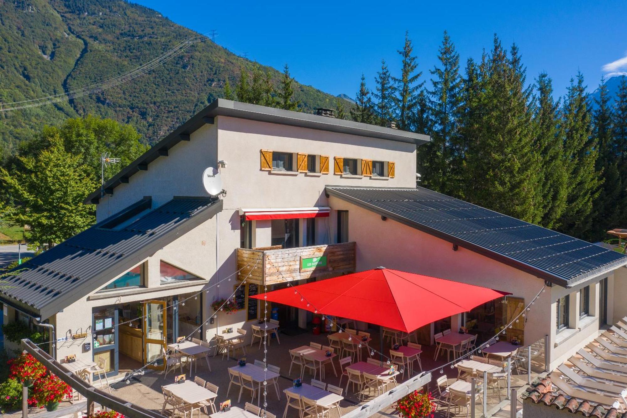 Camping Rcn Belledonne Le Bourg-dʼOisans Exterior foto